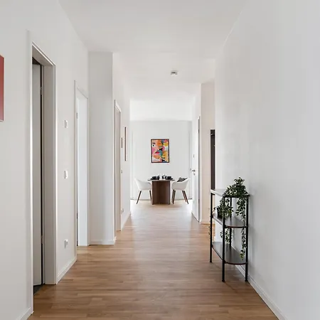 Apartment Exquis Design 3br-apartment Art-deco I Balcony I Family-friendly I Parking I Office *